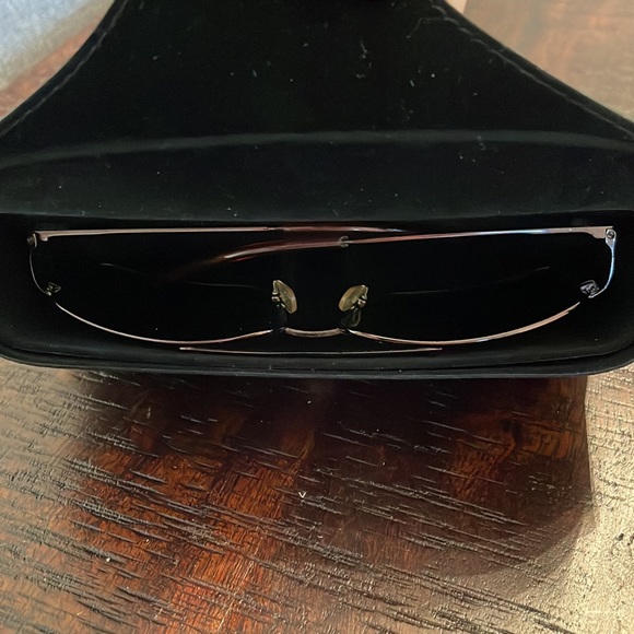 Authentic Ray-Ban Aviator Style Sunglasses - Picture 8 of 9